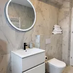 Modern Spacious Mountain View *
