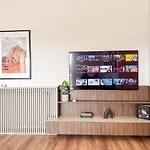 Modern Spacious Mountain View شقة