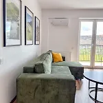 Modern Spacious Mountain View Apartamento