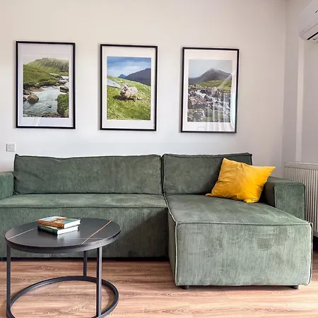 Апартаменты Modern Spacious Mountain View *