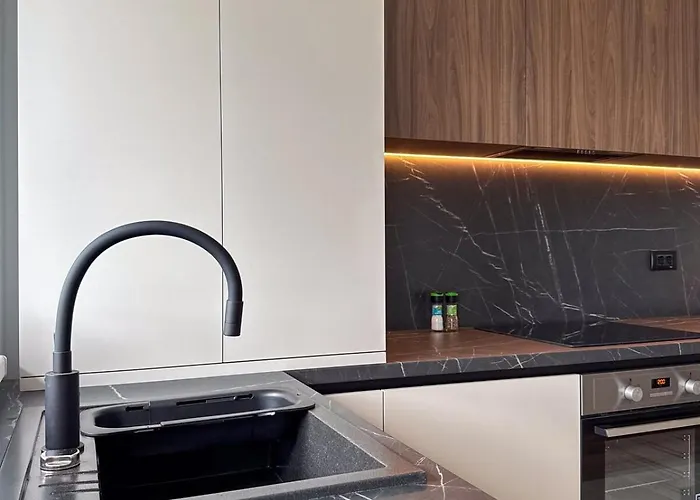 Stylish Mountain View Apt, Soho Brasov