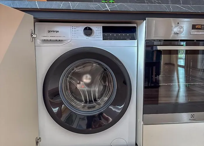 Stylish Mountain View Apt, Soho Braszów